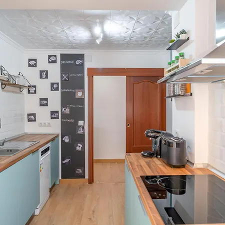 Nice In With Kitchen Malaga